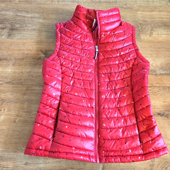 Tommy Hilfiger Jackets & Blazers - Tommy Hilfiger Small Red Puffer Vest with Star Pattern